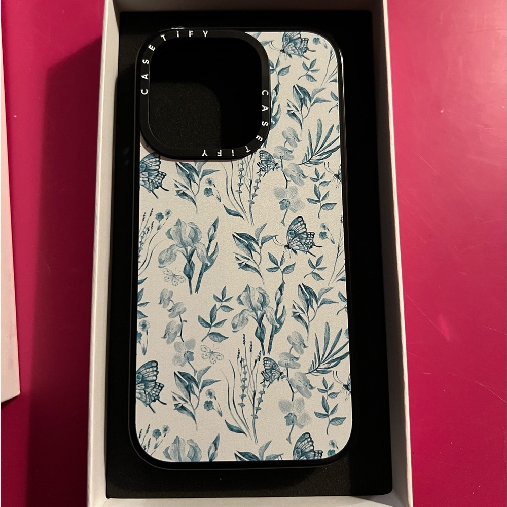 CaseTify Compact IPhone 15 Pro Case